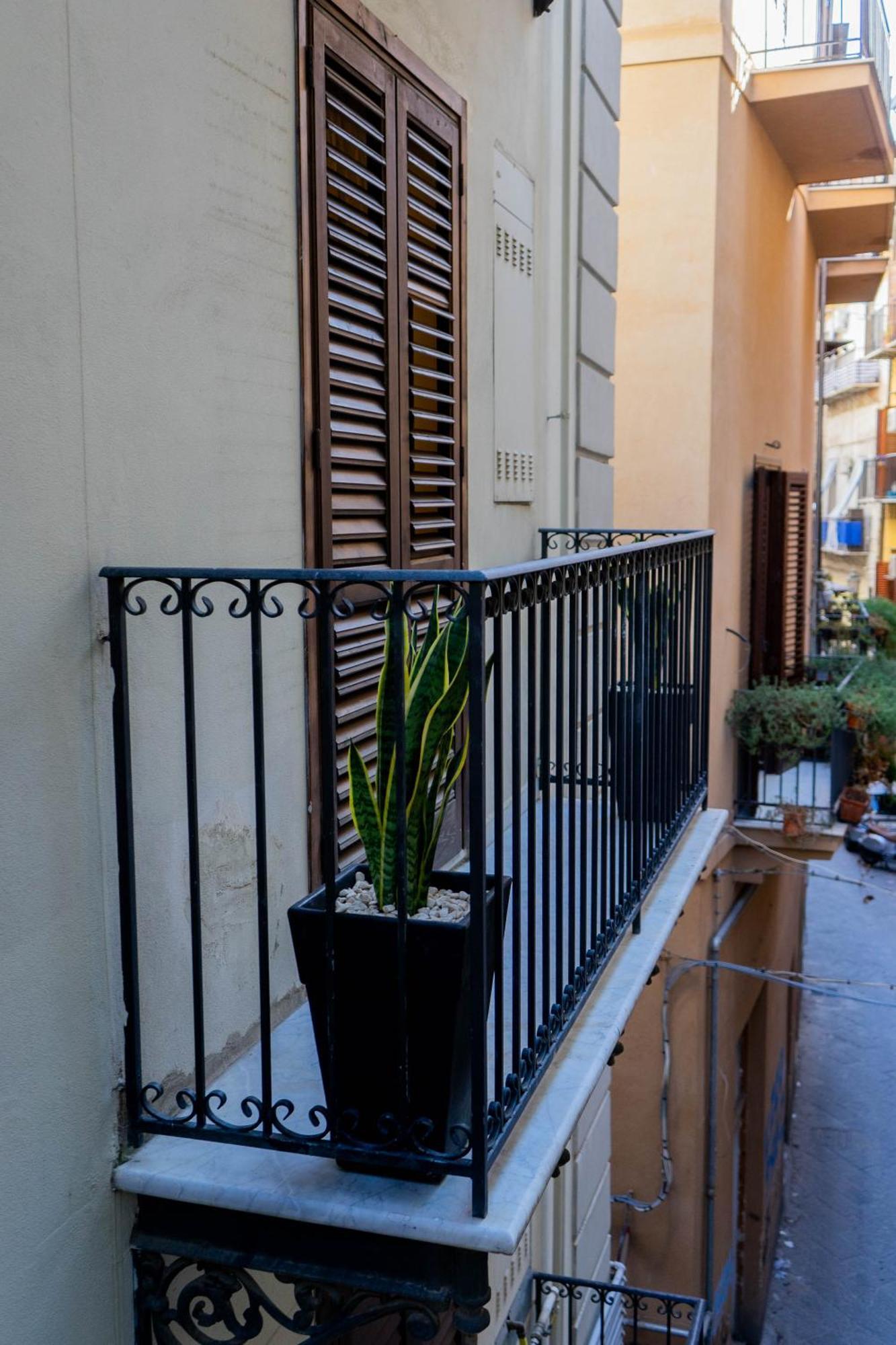 Le Case Di Romeo Alla Vucciria Palermo Ngoại thất bức ảnh